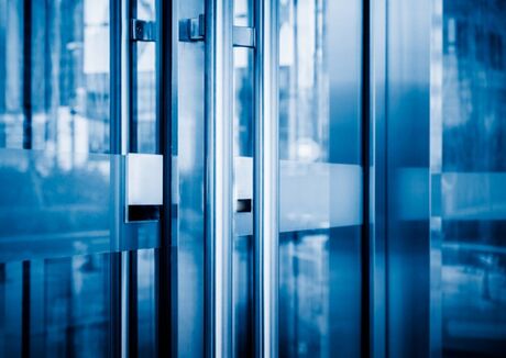 Maniglie e maniglioni